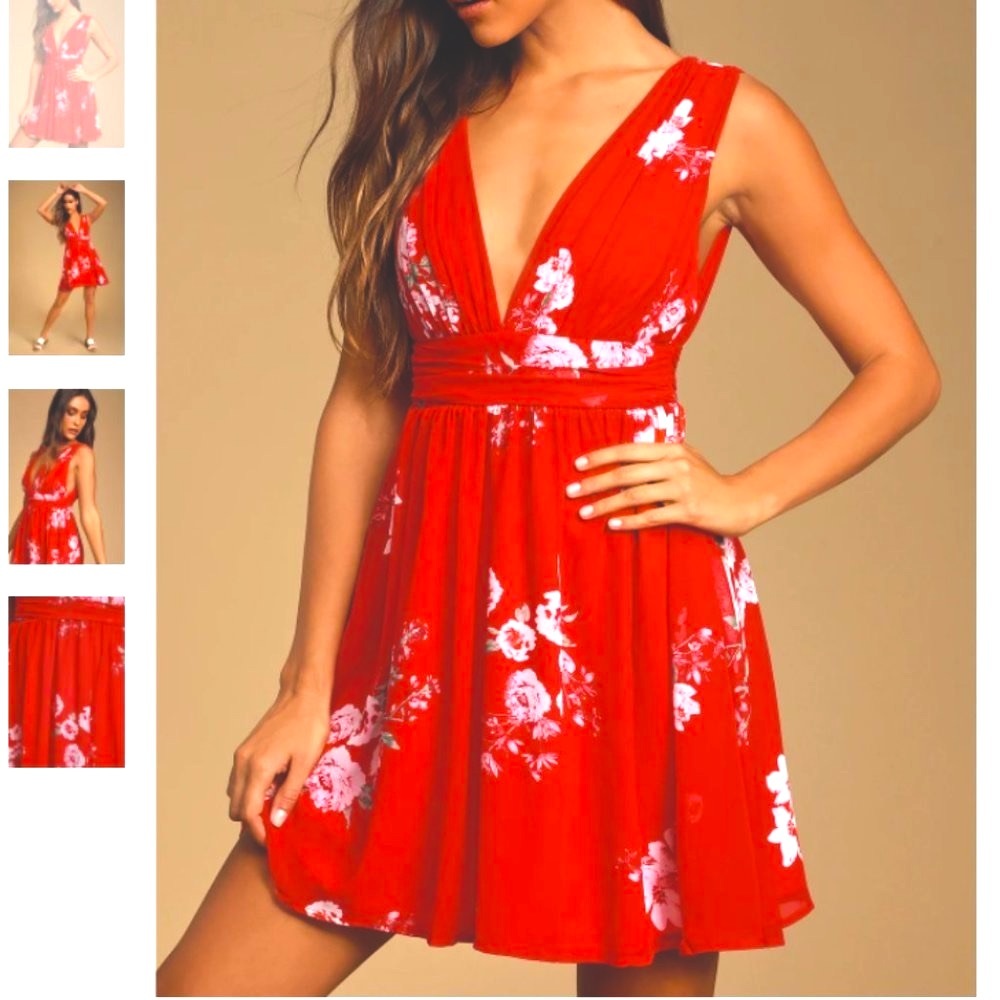 NWT Milana Red Floral Print Ruched Mini Dress